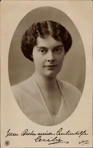 Ak Kronprinzessin Cecilie von Preußen, Portrait, Cecilienhilfe, NPG