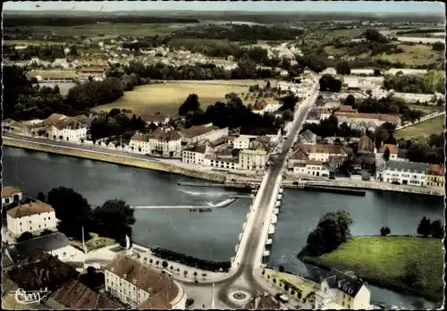 Ak Gray la Jolie Haute Saône, Le Pont sur la Saone et vue sur Arc