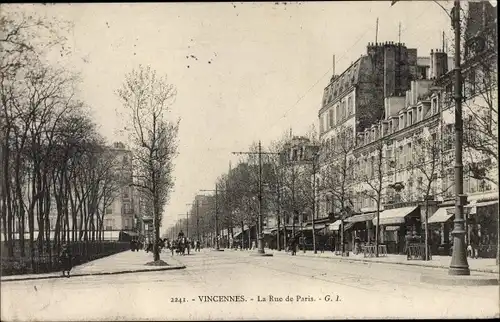 Ak Vincennes Val de Marne, La Rue de Paris