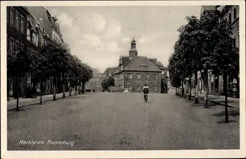 Ak Ronneburg in Thüringen, Marktplatz, Rathaus