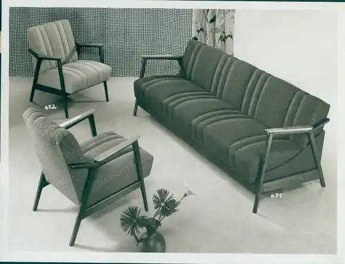 Foto Wohnzimmermöbel, Sitzgruppe, Sofa 671, Sessel 672, 50er Jahre, Reklame