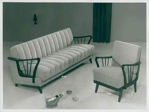 Foto Wohnzimmermöbel, Sitzgruppe, Sofa 612, Sessel 616, 50er Jahre, Reklame