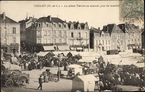 Ak Cholet Maine et Loire, La place Travot un samedi, jour de marché