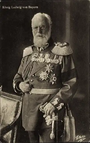 Ak König Ludwig von Bayern, Uniform, Standportrait