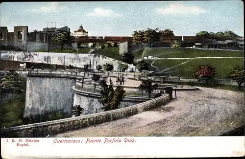 Ak Cuernavaca Mexiko, Puente Porfirio Diaz, Partie auf der Brücke
