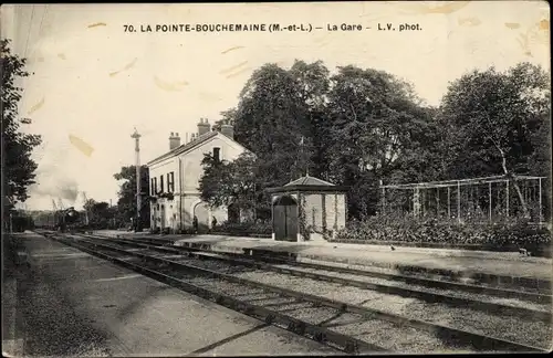 Ak La Pointe Bouchemaine Maine-et-Loire, La Gare