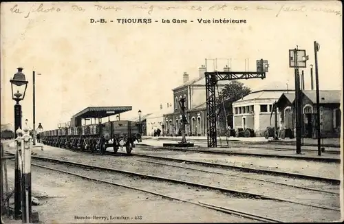Ak Thouars Deux Sèvres, La Gare, Vue interieure
