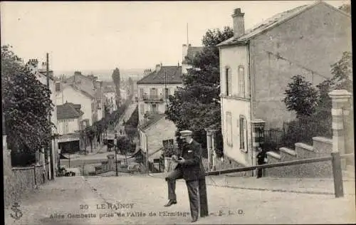 Ak Le Raincy Seine Saint Denis, Allee Gambetta prise de l'Allee de l'Ermitage