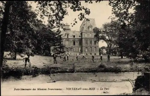 Ak Fontenay sous Bois Val de Marne, Le Parc, Petit Seminaire des Missions Franciscaines