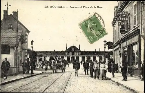 Ak Bourges Cher, Avenue et Place de la Gare