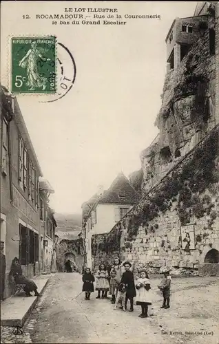 Ak Rocamadour Lot, Rue de la Couronniere le bas du Grand Escalier