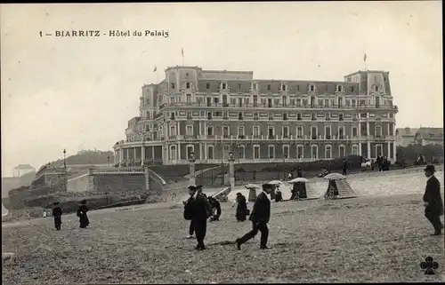 Ak Biarritz Pyrénées Atlantiques, L'Hotel du Palais