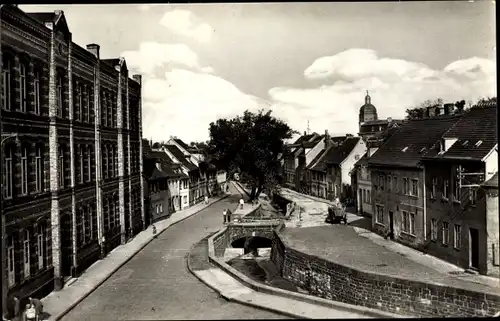 Ak Lutherstadt Eisleben, Straßenpartie