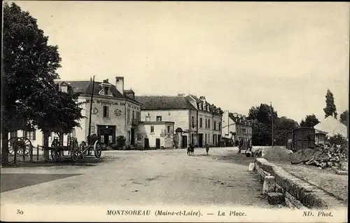 Ak Montsoreau Maine et Loire, La Place