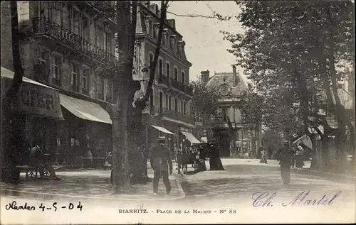 Ak Biarritz Pyrénées Atlantiques, Place de la Mairie