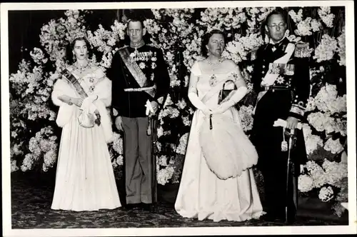Ak Königin Juliana der Niederlande, König Frederik und Ingrid von Dänemark, Prinz Bernhard