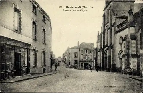 Ak Montrevault Maine et Loire, Place et rue de l'Eglise