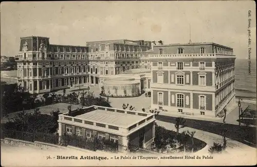 Ak Biarritz Pyrénées Atlantiques, Le Palais de l'Empereur, actuellement Hotel du Palais