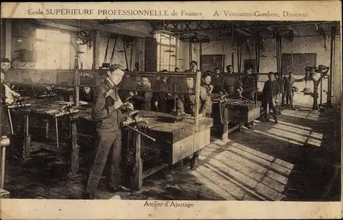 Ak Fournes-en-Weppes Nord, Atelier d'Ajustage, Schüler in der Schulwerkstatt