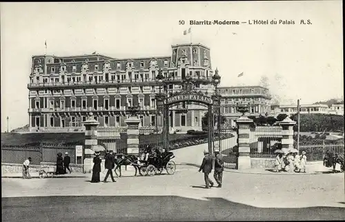 Ak Biarritz Pyrénées Atlantiques, L'Hotel du Palais