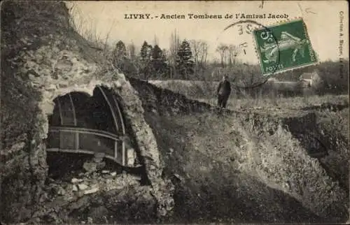 Ak Livry Seine Saint Denis, Ancien Tombeau de l'Amiral Jacob