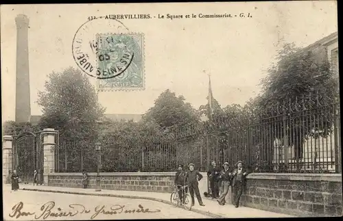Ak Aubervilliers Seine Saint Denis, La Square et le Commissariat