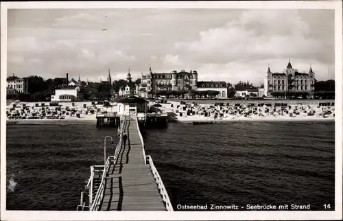 Ak Ostseebad Zinnowitz auf Usedom, Seebrücke, Strand