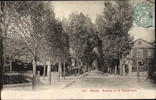 Ak Bondy Seine Saint Denis, Avenue de la Republique