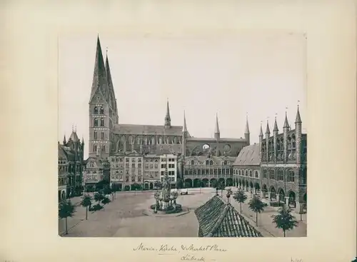 Foto Hansestadt Lübeck, um 1870, Mariakirche, Marktplatz