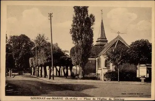 Ak Gournay sur Marne Seine Saint Denis, Place de l'Eglise de Gournay