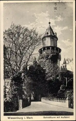 Ak Wiesenburg in der Mark, Schlossturm, Auffahrt