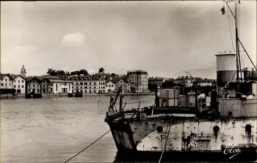 Ak Bayonne Pyrénées Atlantiques, L'Adour et quartier Saint Esprit