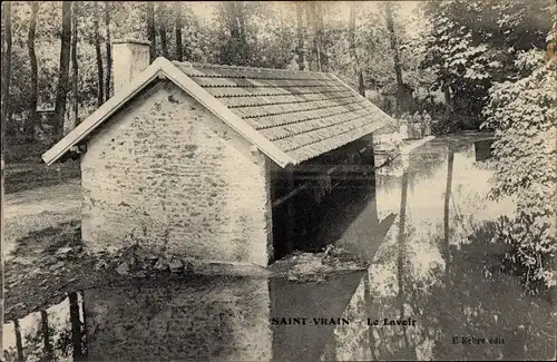 Ak Saint Vrain Essonne, Le Lavoir