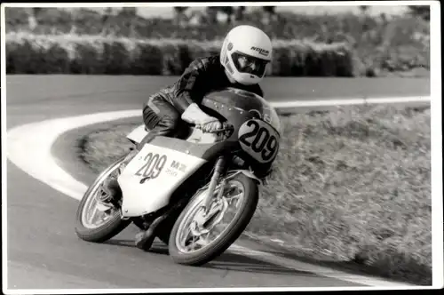 Foto Ak MZ Motorrad bei einem Rennen, Startnummer 209, Pressefoto Lauterbach, Annaberg Buchholz