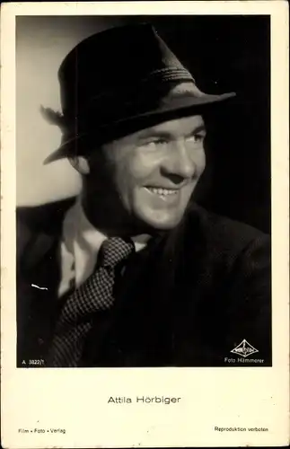 Ak Schauspieler Attila Hörbiger, Portrait mit Hut