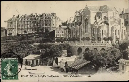 Ak Biarritz Pyrénées Atlantiques, L'Eglise Sainte Eugenie et l'Hotel d'Angleterre