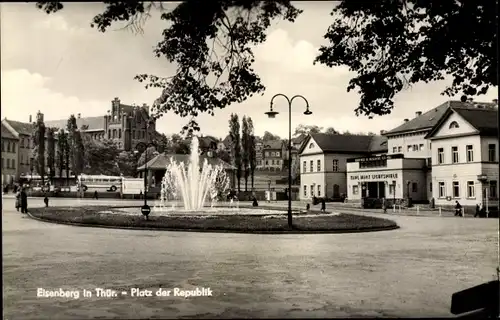 Ak Eisenberg in Thüringen, Platz der Republik