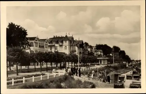 Ak Ostseebad Bansin Heringsdorf auf Usedom, Promenade am Strand