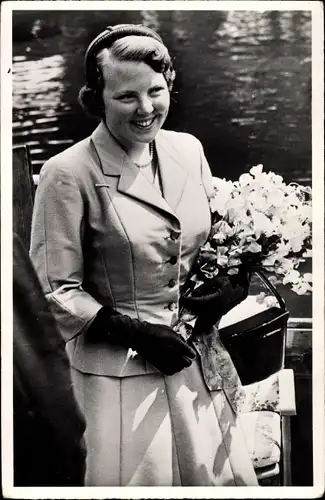 Ak Prinzessin Beatrix der Niederlande, eerste officiele bezoek aan Amsterdam 1956