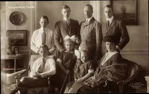 Ak Kronprinz Wilhelm von Preußen mit Familie, Kronprinzessin Cecilie, Alexandrine