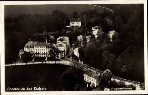Ak Kreischa im Erzgebirge, Blick auf das Sanatorium, Fliegeraufnahme