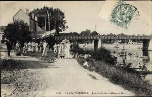 Ak Bry Le Perreux Val-de-Marne, Les Bords de la Marne
