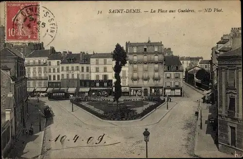 Ak Saint Denis Seine Saint Denis, La Place aux Gueldres