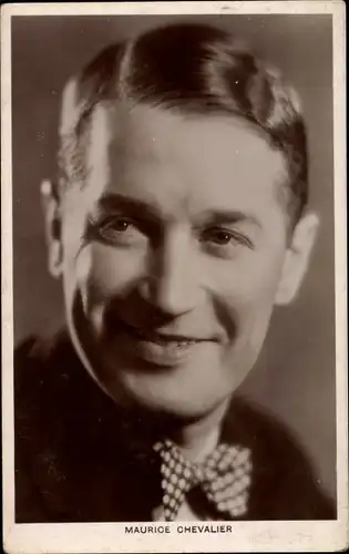 Ak Schauspieler Maurice Chevalier, Portrait