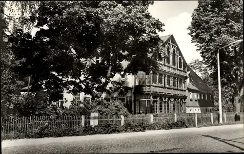 Ak Schmiedeberg Naundorf, Blick auf das Winfried Haus