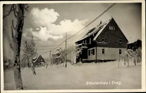 Foto Ak Schellerhau Altenberg im Erzgebirge, Gasthaus im Winter