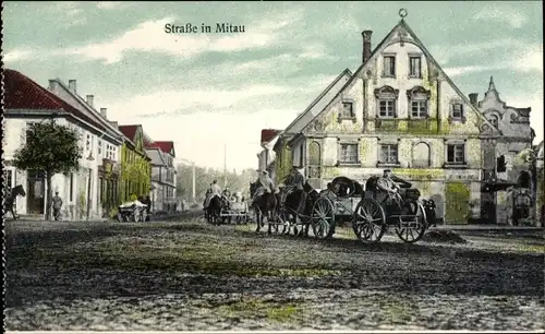 Ak Jelgava Mitau Lettland, Straßenpartie, Soldaten, Kutsche