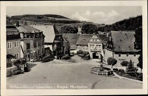 Ak Lauenstein Altenberg im Erzgebirge, Marktplatz, Brunnen, Bäckerei