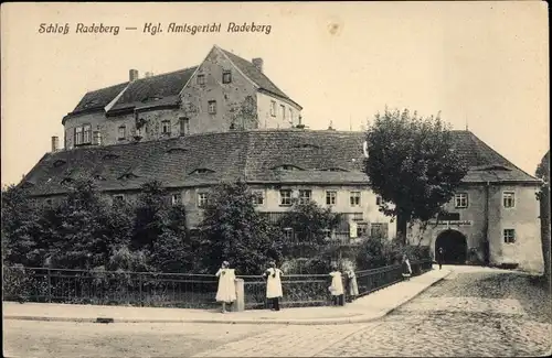 Ak Radeberg im Kreis Bautzen Sachsen, Partie am königlichen Amtsgericht 