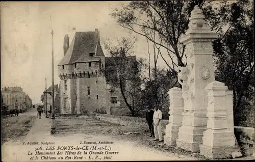 Ak Les Ponts de Cé Maine et Loire, Le Monument des Heros de la Grande Guerre et le Chateau